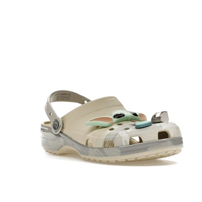 Crocs Grogu Beige — Édition Iconique Star Style