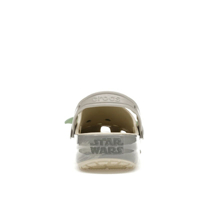 Crocs Grogu Beige — Édition Iconique Star Style